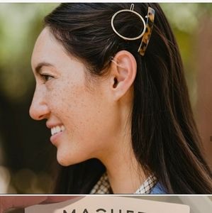 Machete hair clips, new in package